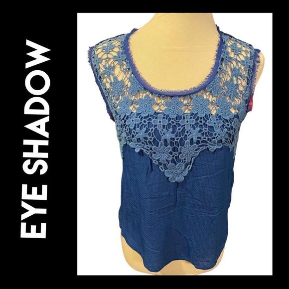 Eyeshadow Women's Blue Crochet Floral Lace Sleeveless Scoop Neck Size Small - Picture 1 of 10
